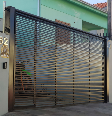 Portão Residencial / Garagem